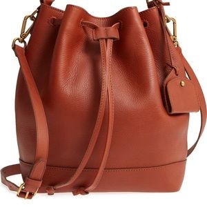 Madewell Lafayette Leather bucket bag